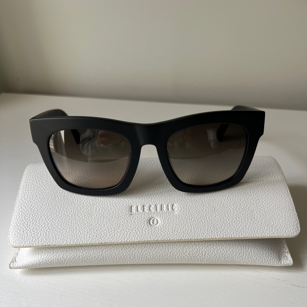 Women’s matte black Electric Crasher Sunglasses